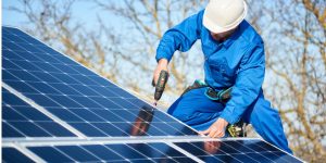 Installation Maintenance Panneaux Solaires Photovoltaïques à Saint-Laurent-de-Veyres